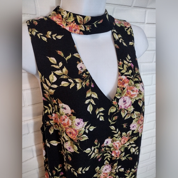 WAYF Floral Black Dress - Picture 4 of 7